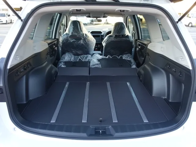 フォレスター(スバル)X-ブレイク新車見本展示無 9