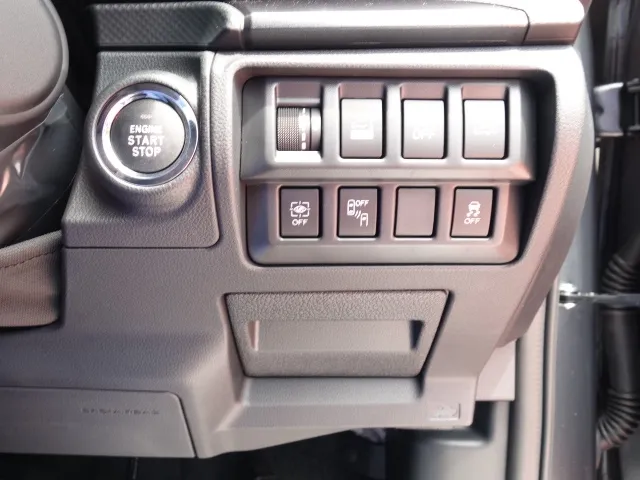 フォレスター(スバル)X-ブレイク新車見本展示無 13