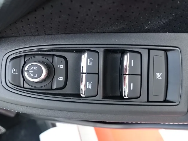 フォレスター(スバル)スポーツ　アイサイトセイフティプラス　ルーフレール新車見本展示無 13