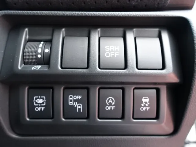 フォレスター(スバル)スポーツ　アイサイトセイフティプラス　ルーフレール新車見本展示無 15