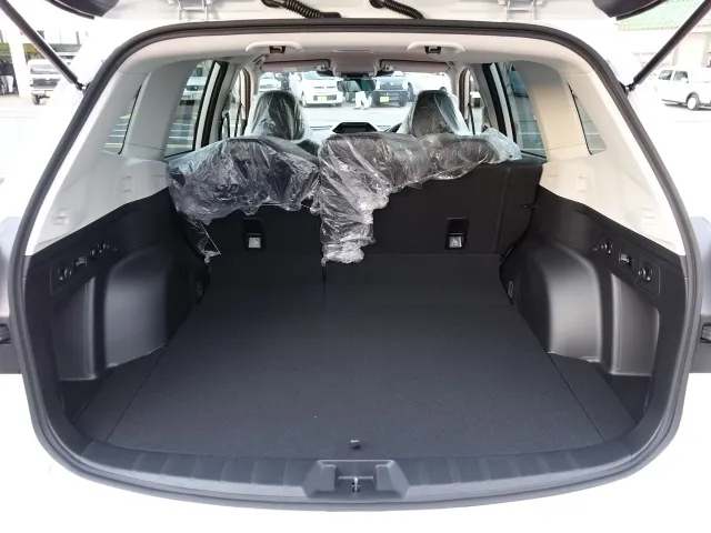 フォレスター(スバル)スポーツ　アイサイトセイフティプラス　ルーフレール新車見本展示無 8