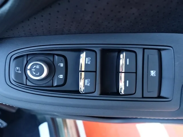 フォレスター(スバル)スポーツ　アイサイトセイフティプラス　ルーフレール新車見本展示無 13