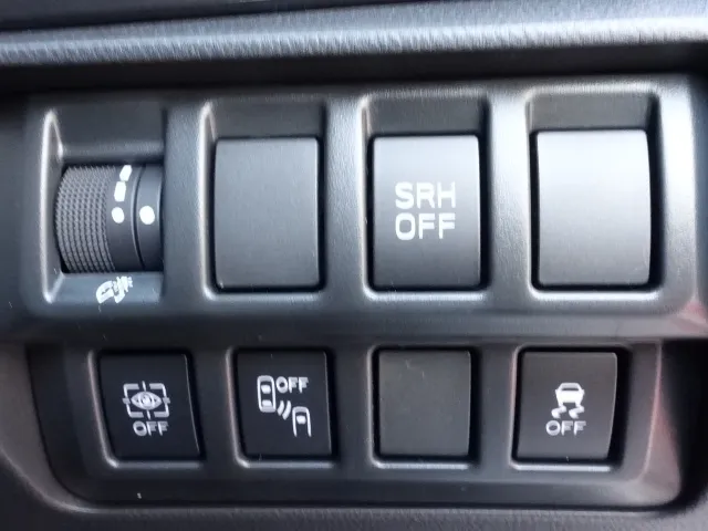 フォレスター(スバル)アドバンス アイサイトセイフティプラス ルーフレール新車見本展示無 14