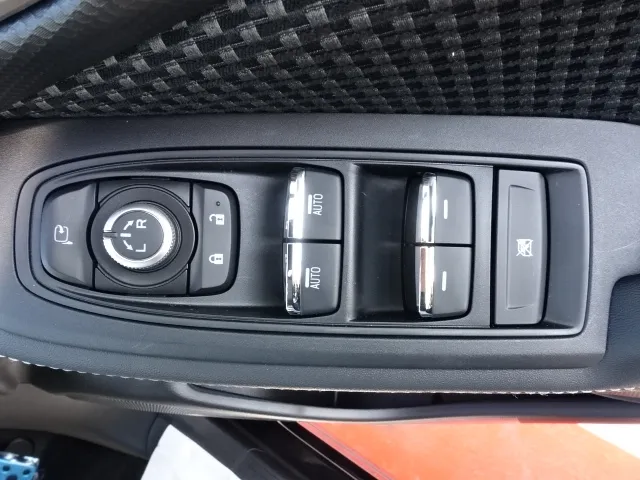 フォレスター(スバル)アドバンス アイサイトセイフティプラス ルーフレール新車見本展示無 14