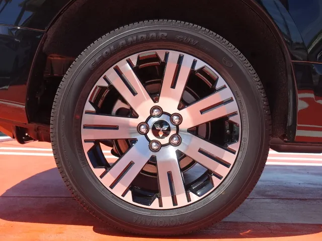 デリカD:5(三菱)G パワーパッケージ 8人 ナビ取付PKGⅠ オートステップ付レンタ登録済未使用車 20