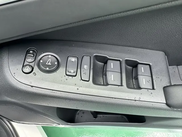 ヴェゼル(ホンダ)ｅ：ＨＥＶ　Ｚ新車見本展示無  15