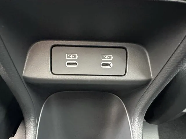 ヴェゼル(ホンダ)ｅ：ＨＥＶ　Ｚ新車見本展示無  7