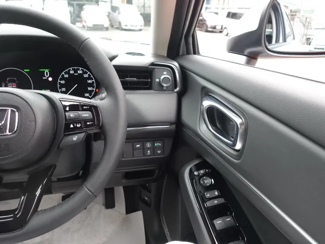 ヴェゼル(ホンダ)ｅ：ＨＥＶ　Ｚ未使用車展示無 10