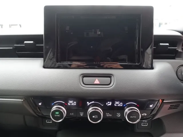 ヴェゼル(ホンダ)ｅ：ＨＥＶ　Ｚ未使用車展示無 11