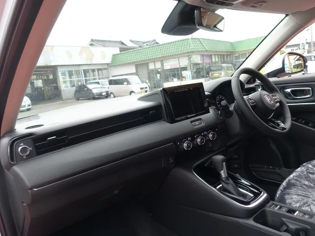 ヴェゼル(ホンダ)ｅ：ＨＥＶ　Ｚ未使用車展示無 13