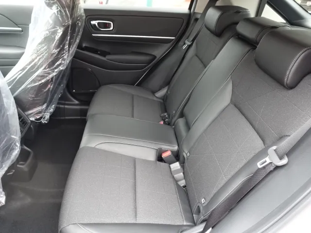 ヴェゼル(ホンダ)ｅ：ＨＥＶ　Ｚ未使用車展示無 15