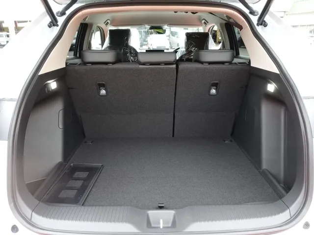 ヴェゼル(ホンダ)ｅ：ＨＥＶ　Ｚ未使用車展示無 17