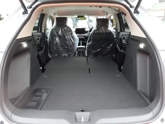 ヴェゼル(ホンダ)ｅ：ＨＥＶ　Ｚ未使用車展示無 18