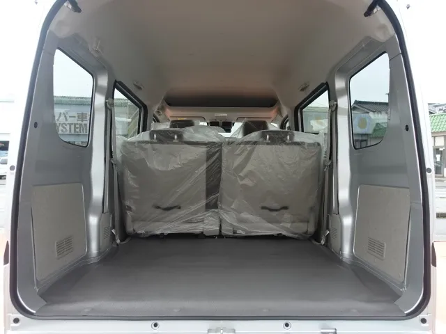 クリッパー(ニッサン)GX MT 4WD届出済未使用車 9