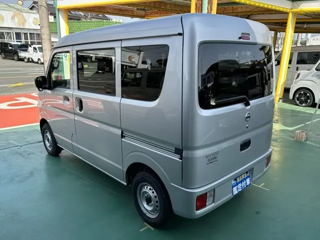 クリッパー(ニッサン)DX 5MT 4WD届出済未使用車 2