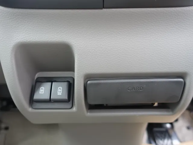 エブリイ(スズキ)NV１００クリッパーGX ４WD MT届出済未使用車 17
