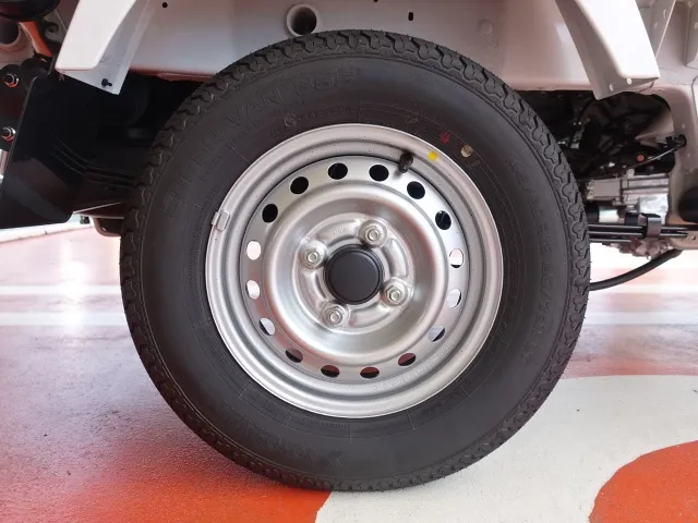 クリッパートラック(ニッサン)DX MT 農繁仕様 4WD届出済未使用車 9