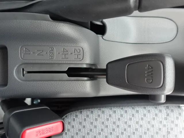 クリッパートラック(ニッサン)DX MT 農繁仕様 4WD届出済未使用車 16