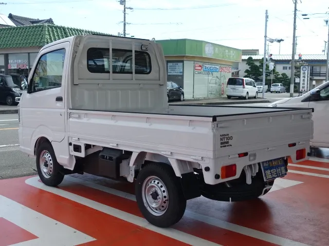 クリッパートラック(ニッサン)DX MT 農繁仕様 4WD届出済未使用車 2