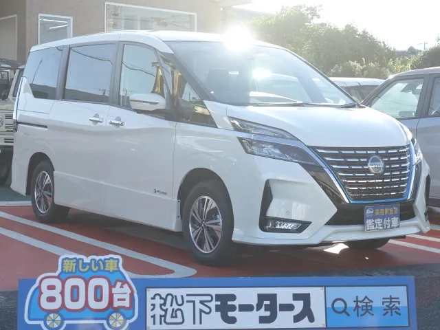 セレナ(ニッサン)eパワーハイウェイスターV  セーフティA リヤエアコン 防水シート登録済未使用車 0
