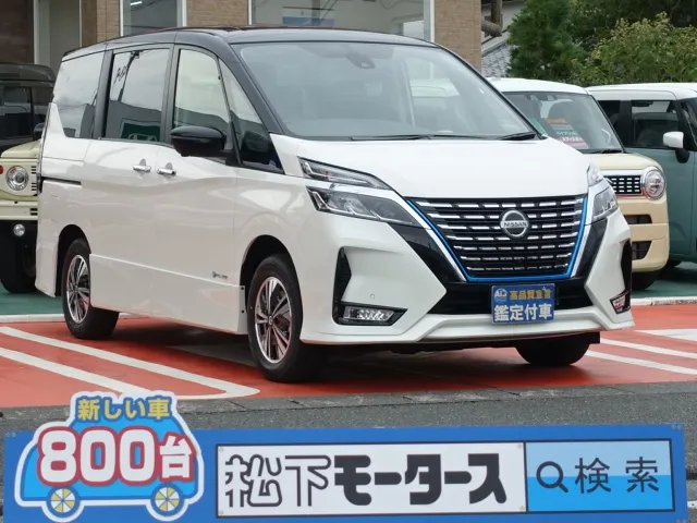 セレナ(ニッサン)eパワーハイウェイスターV  セーフティA リヤエアコン 防水シート登録済未使用車 0