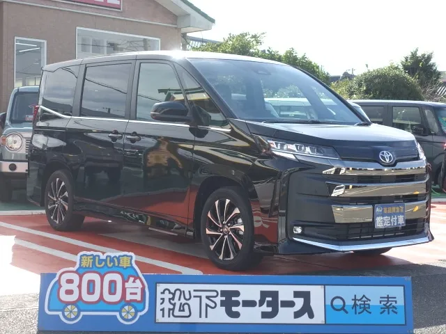 ノア(トヨタ)S-Z新車見本展示有 0