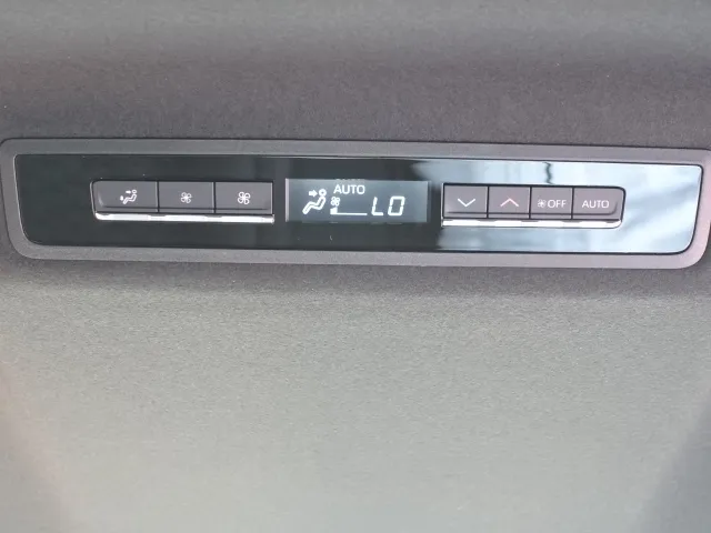 ヴォクシー(トヨタ)S-Z 7人 プロジェクター式LED DVD登録済未使用車 15
