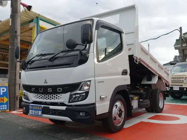キャンター(三菱)全低床キョウカダンプ ２ｔ登録済未使用車 1
