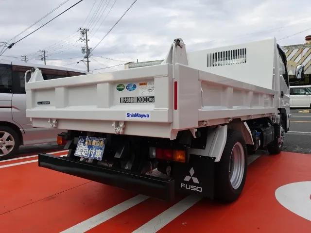 キャンター(三菱)全低床キョウカダンプ ２ｔ登録済未使用車 7