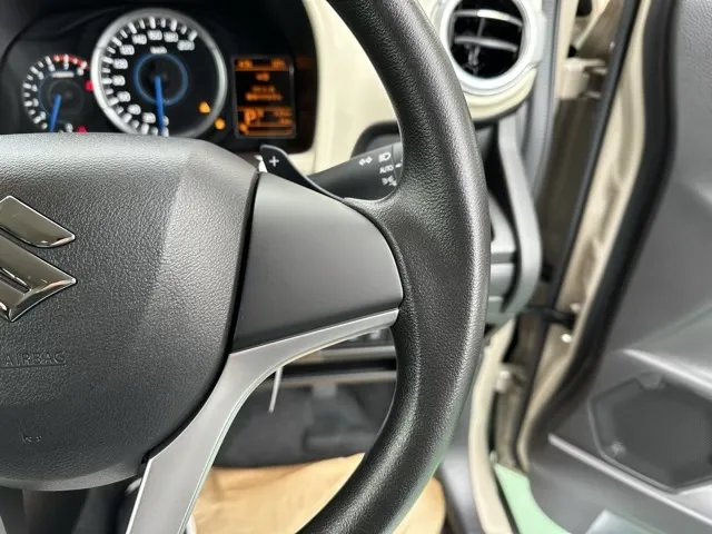 クロスビー(スズキ)ハイブリッドMX新車見本展示有 15