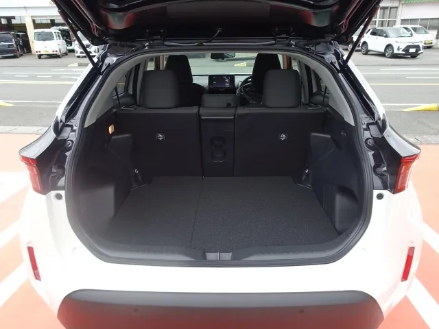 ヤリスクロス(トヨタ)Ｇ新車見本展示有 11