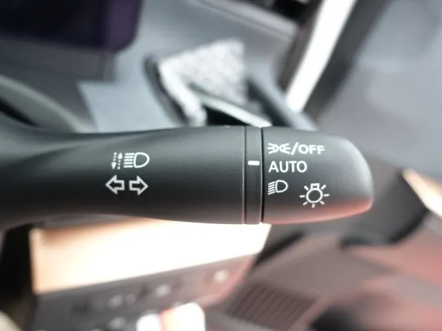 サクラ(ニッサン)G届出済未使用車 14