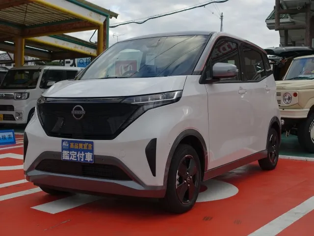 サクラ(ニッサン)G届出済未使用車 1