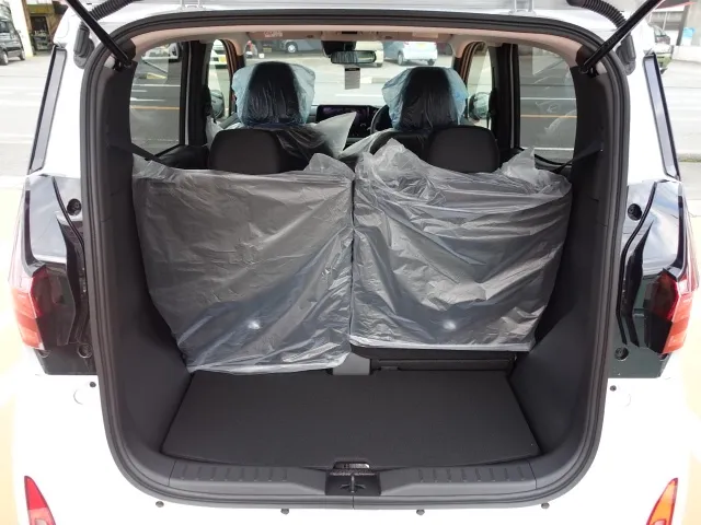 サクラ(ニッサン)G届出済未使用車 7