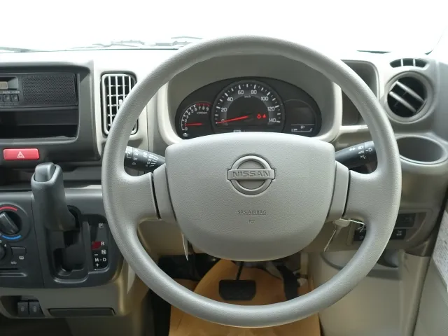 エブリイ(スズキ)NV１００クリッパーDX セーフティサポート ５AGS届出済未使用車 7