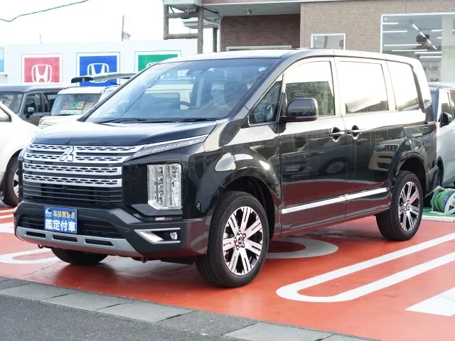 デリカD:5(三菱)G パワーパッケージ 8人 ナビ取付PKGⅡレンタ登録済未使用車 1