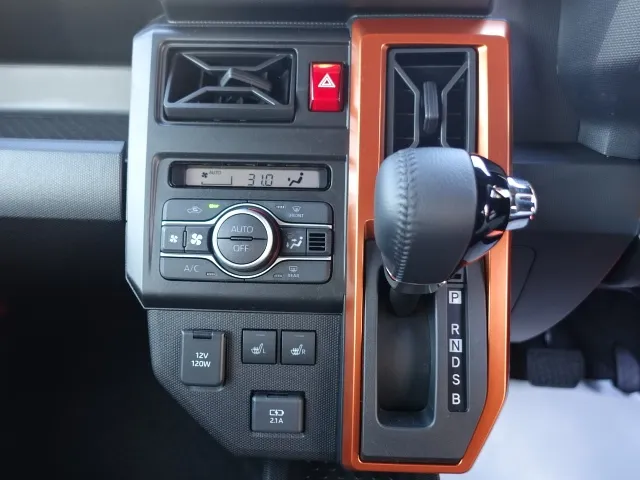 タフト(ダイハツ)Ｇ 純正バイザー スカッフプレート付届出済未使用車 18