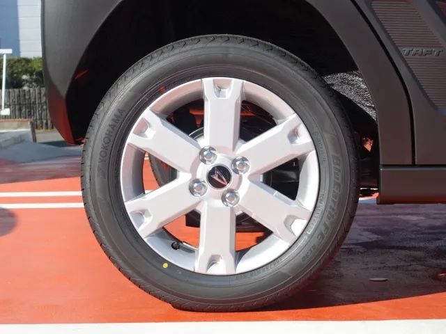 タフト(ダイハツ)Ｇ クロムベンチャー 純正バイザー スカッフプレート付届出済未使用車 14