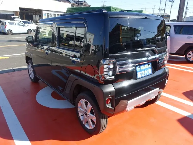 タフト(ダイハツ)Ｇ クロムベンチャー 純正バイザー スカッフプレート付届出済未使用車 2