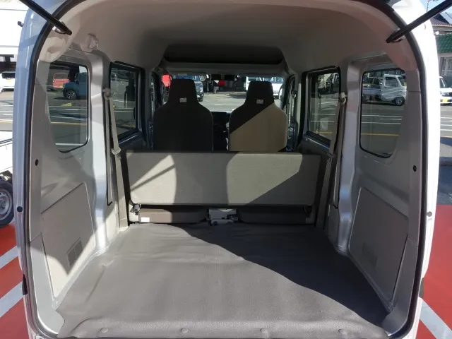 エブリイ(スズキ)PA セーフティサポート ４AT届出済未使用車 9