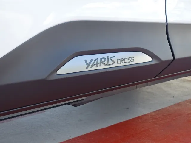 ヤリスクロス(トヨタ)ハイブリッドZ パノラミックビュー登録済未使用車 18