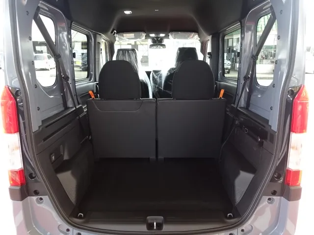 N-VAN(ホンダ)プラススタイルFUNターボ 4WD AT届出済未使用車 11