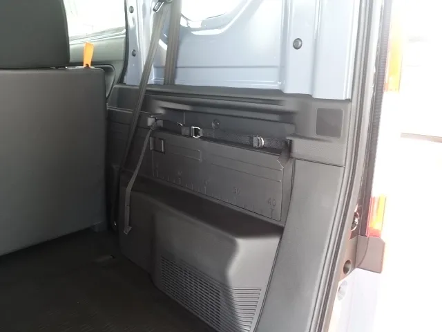 N-VAN(ホンダ)プラススタイルFUNターボ 4WD AT届出済未使用車 12