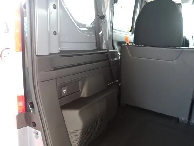 N-VAN(ホンダ)プラススタイルFUNターボ 4WD AT届出済未使用車 13