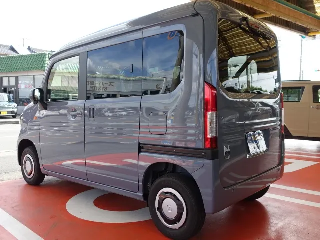N-VAN(ホンダ)プラススタイルFUNターボ 4WD AT届出済未使用車 3