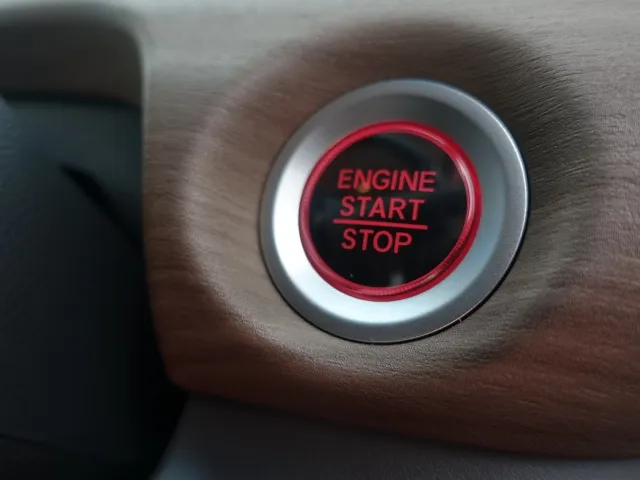 フリード(ホンダ)G  LEDヘッドライト登録済未使用車 17
