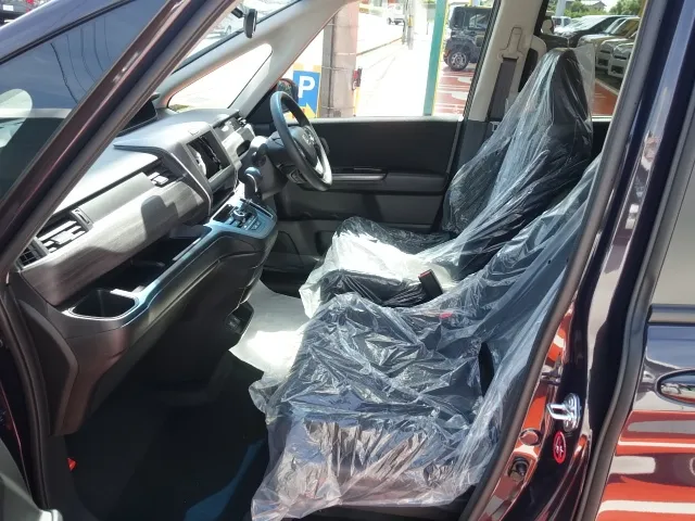 フリード(ホンダ)G BLACK STYLE登録済未使用車 3