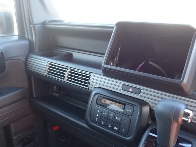 N-VAN(ダムド)+スタイルFUN マリブ コンプリートキット届出済未使用車 26