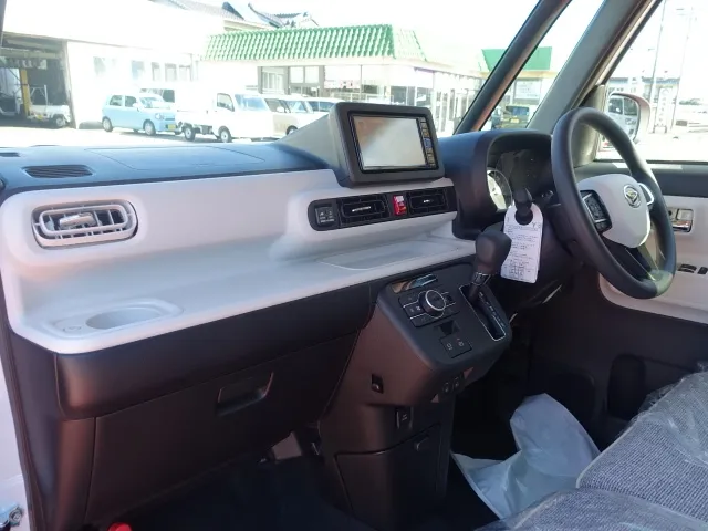 キャンバス(ダイハツ)ストライプスG 純正ナビ付届出済未使用車 4