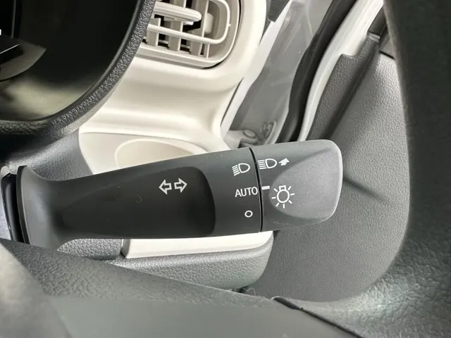 キャンバス(ダイハツ)ストライプスX UGP 純正ナビ付届出済未使用車 19